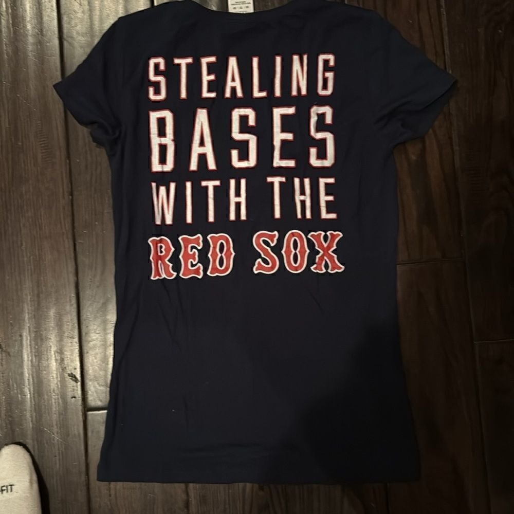 Pink Red Sox Tee - Picture 2 of 5